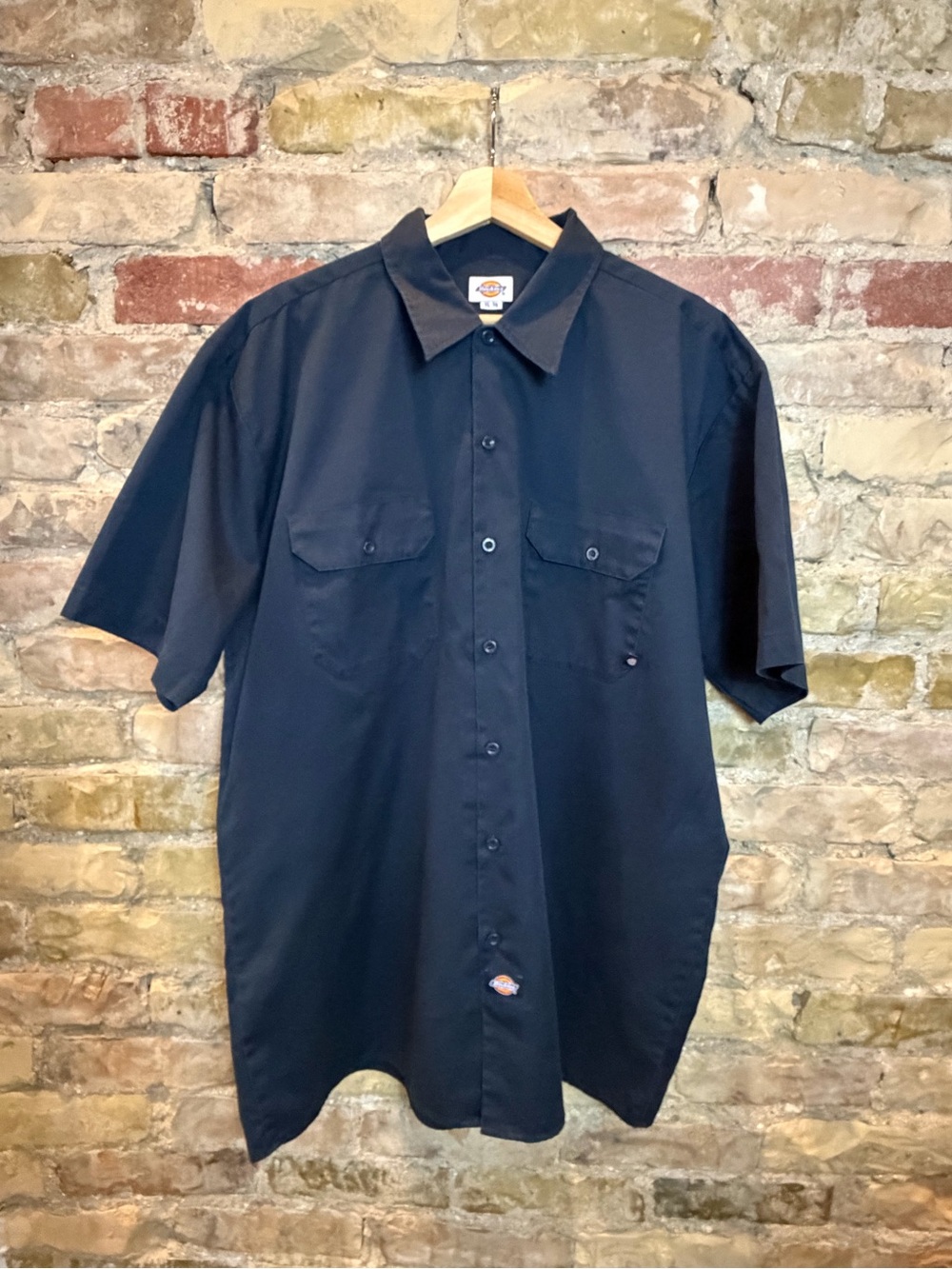 Dickies Men's Short Sleeve button Down Shirt
